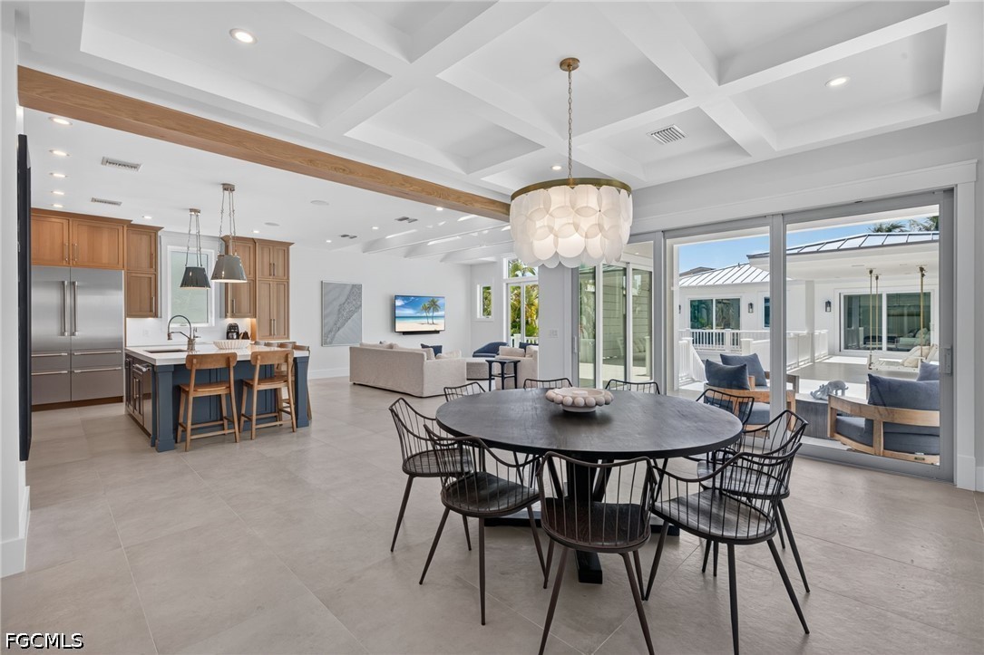 DiningArea