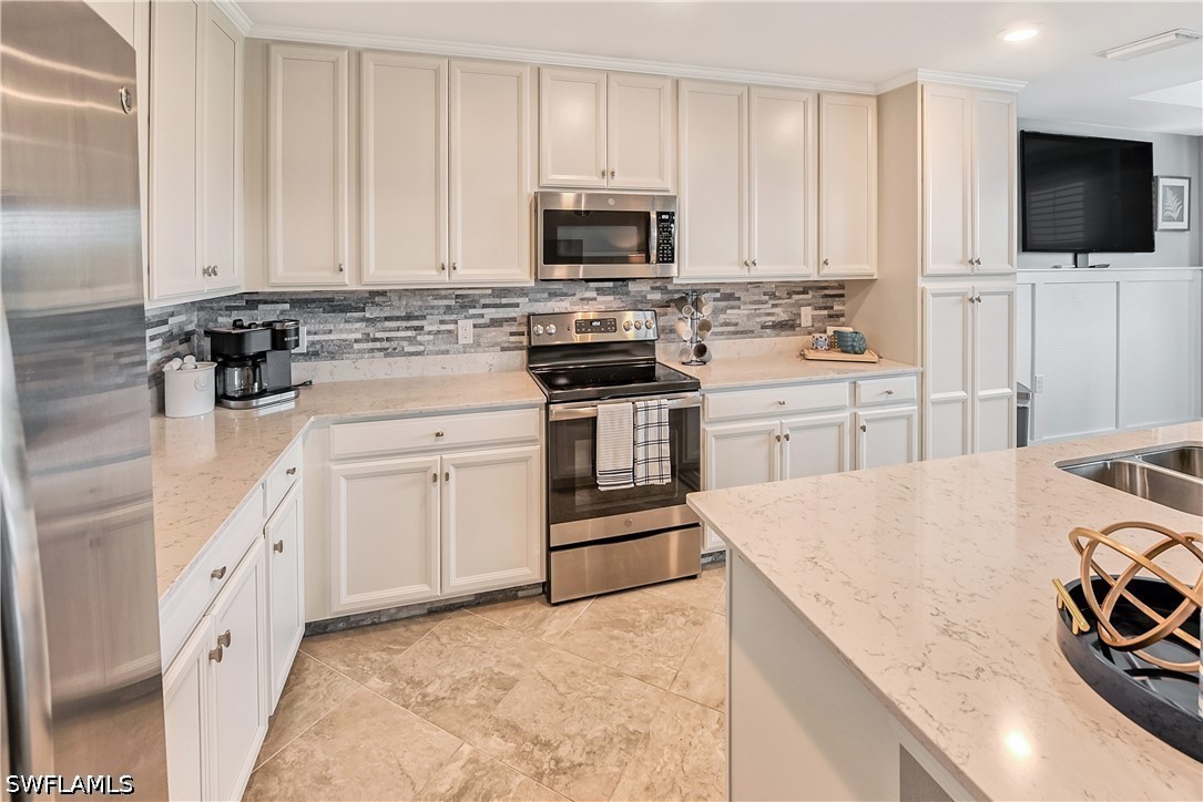 9572 Trevi Unit 5037, Naples, FL 34113