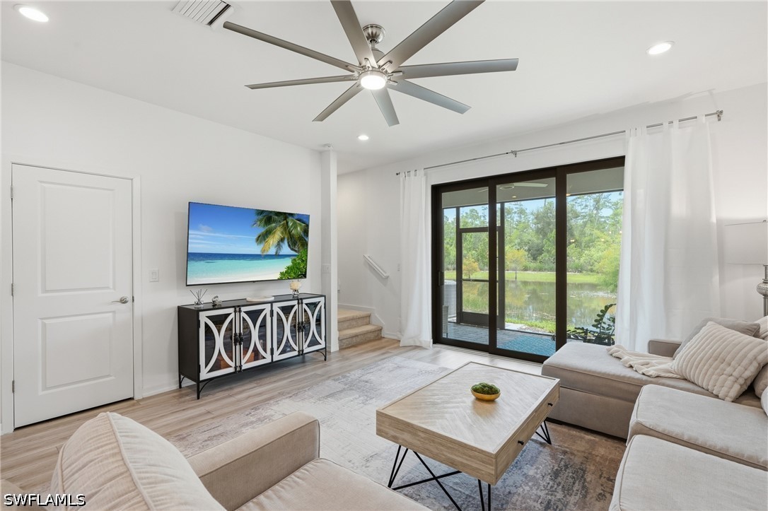 13081 Pembroke, Naples, FL 34105