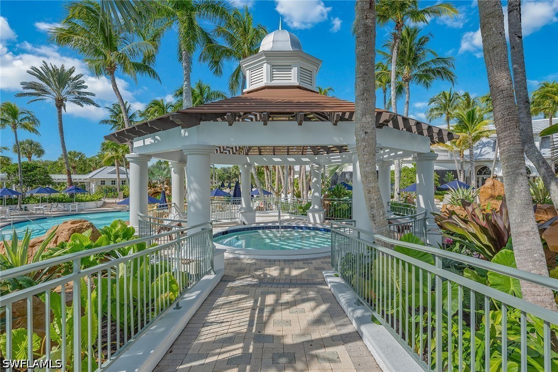 9243 Tesoro Unit 103, Naples, FL 34114