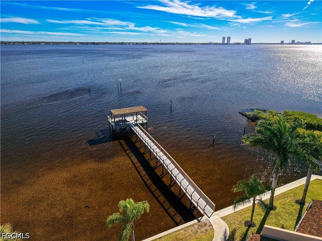 Dock