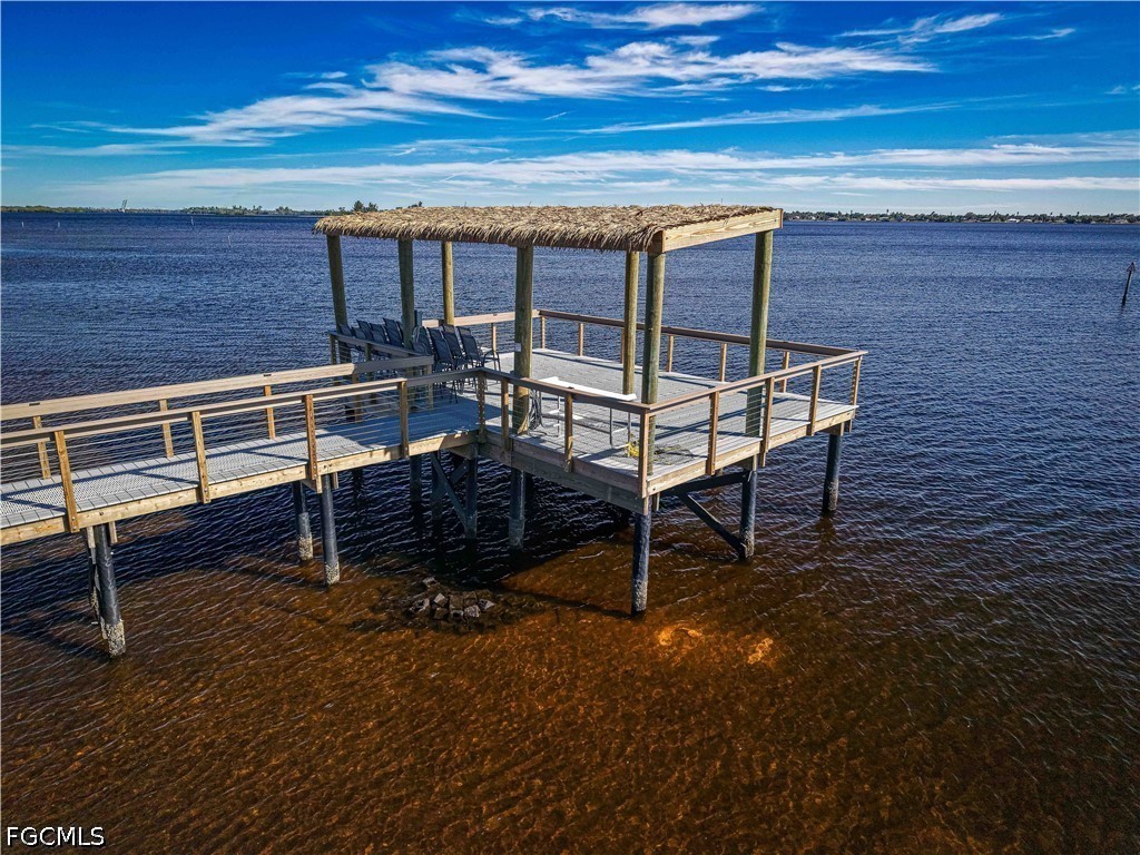 Dock