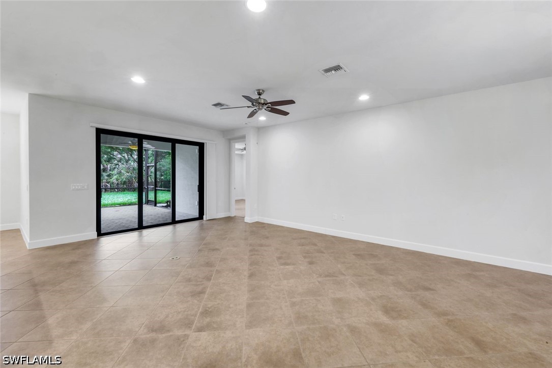16367 Halberry, Naples, FL 34110