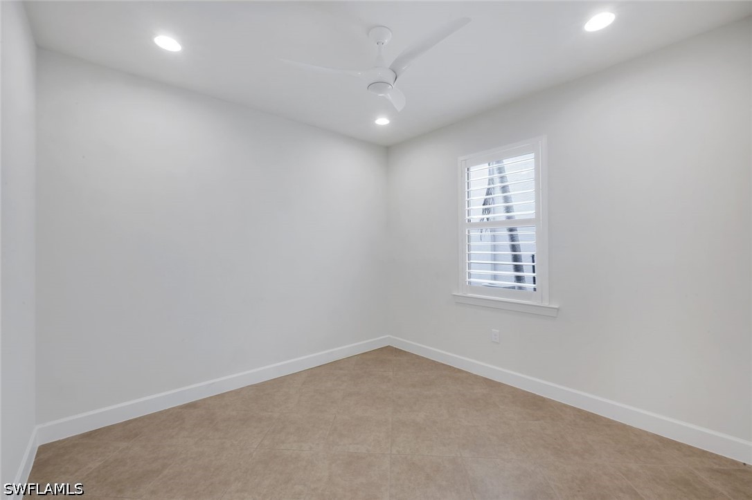 16367 Halberry, Naples, FL 34110