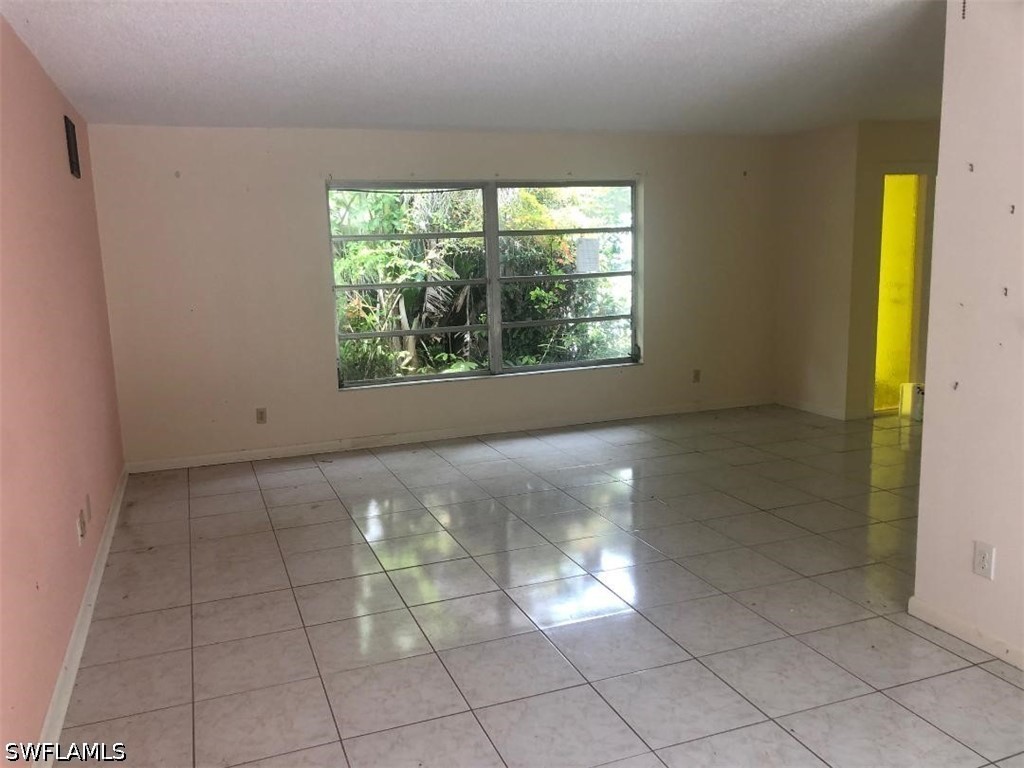 224 Pine Valley, Naples, FL 34113