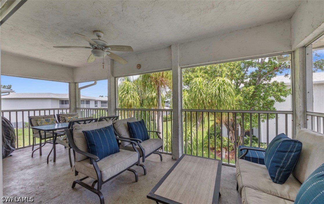 195 Peppermint Unit 2, Naples, FL 34112