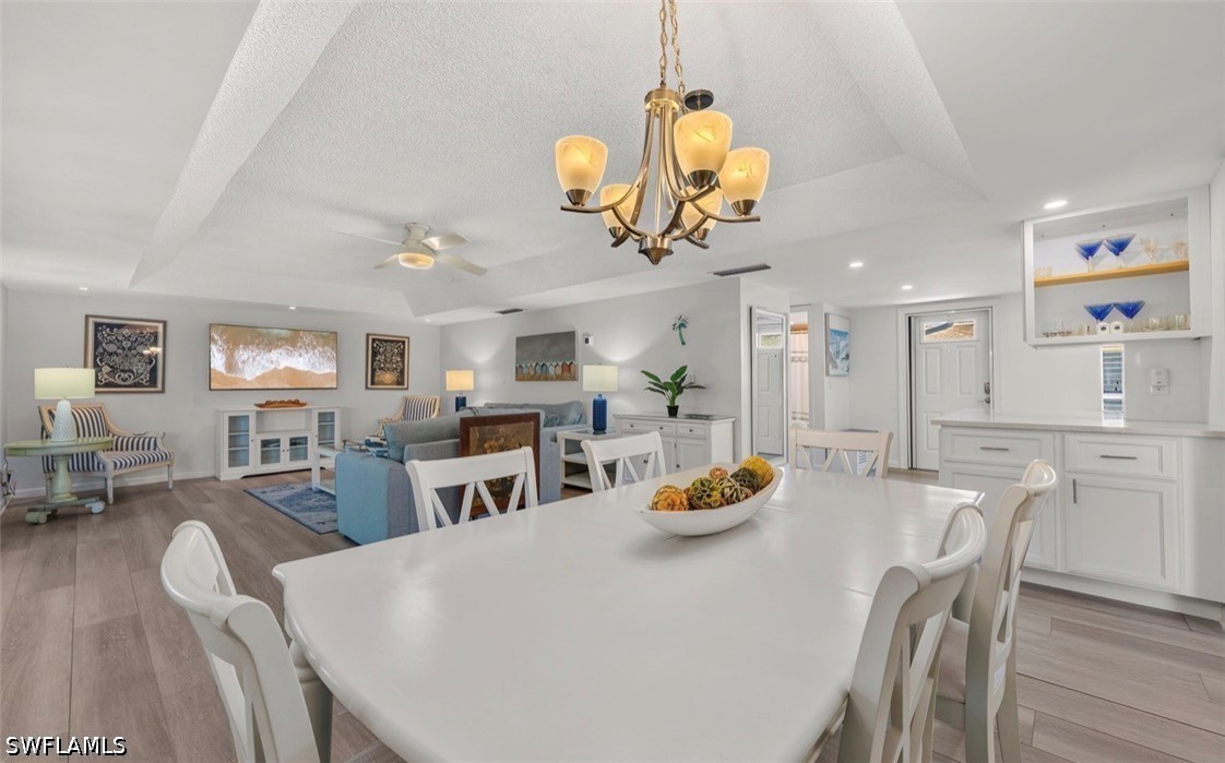 DiningArea