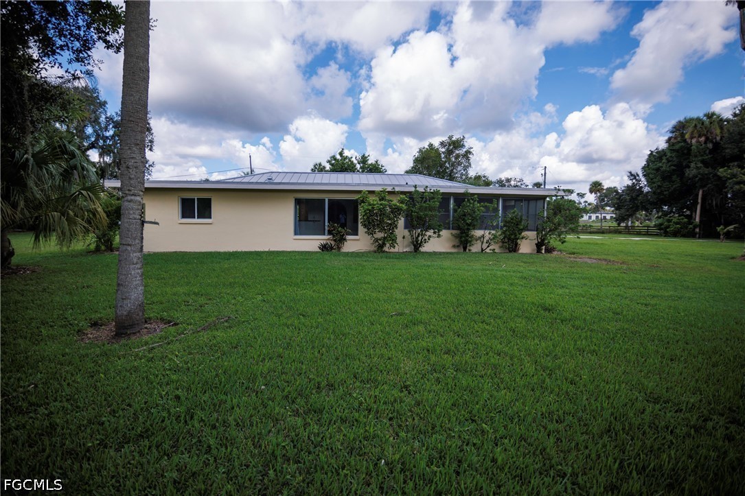 1821 Sunset, Alva, FL 33920