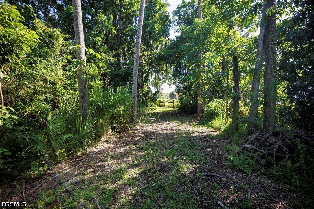 1821 Sunset, Alva, FL 33920