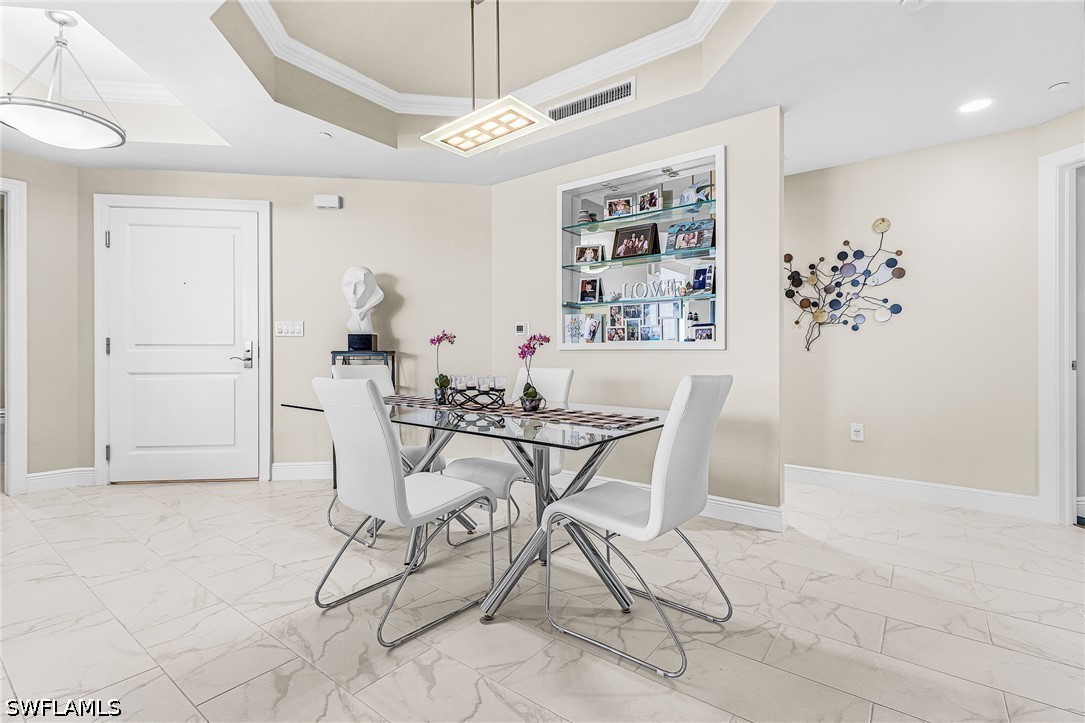 DiningArea