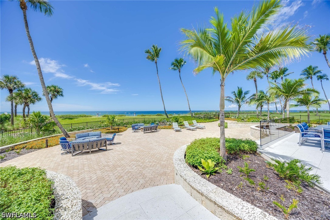 4301 Gulf Shore Unit 1900, Naples, FL 34103