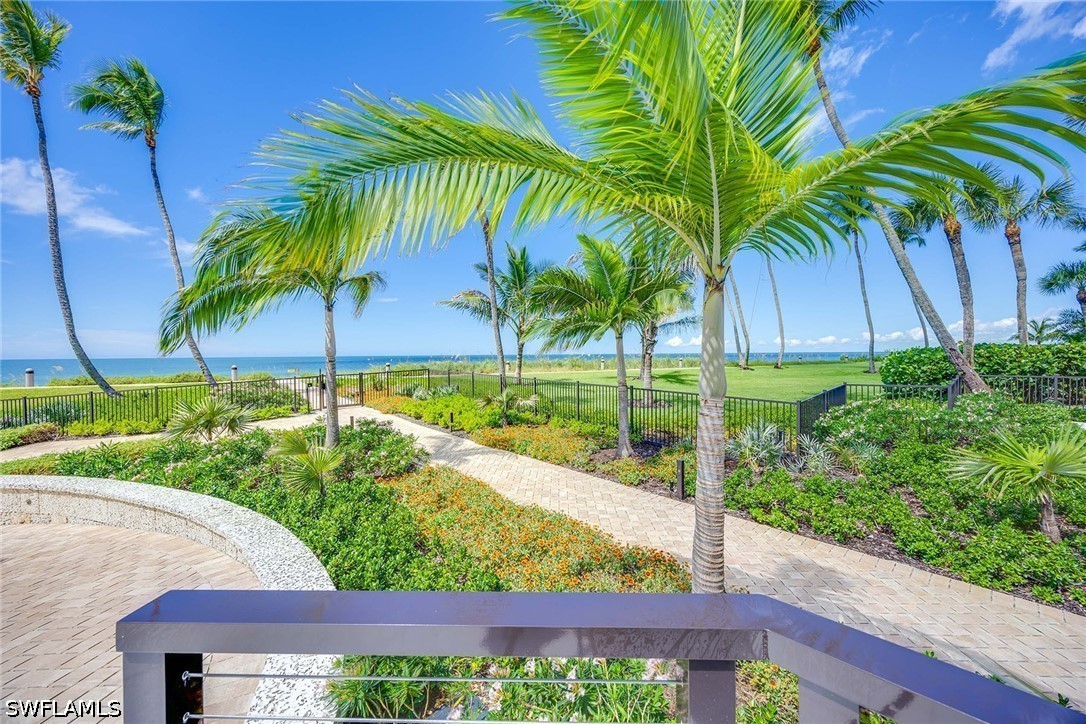 4301 Gulf Shore Unit 1900, Naples, FL 34103