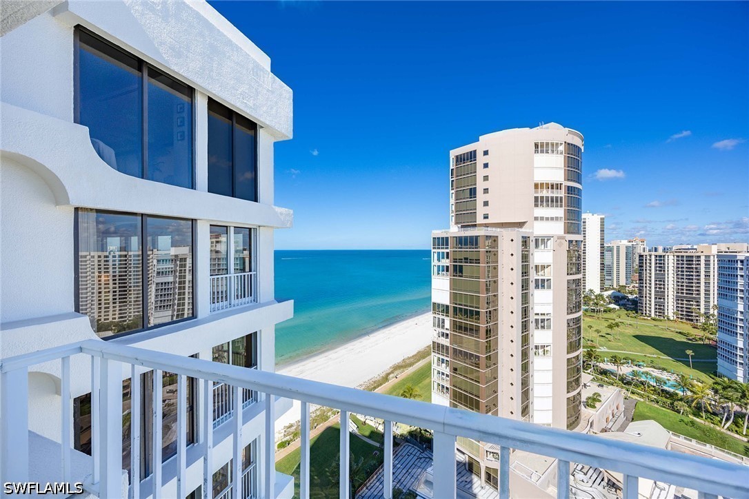 4301 Gulf Shore Unit 1900, Naples, FL 34103