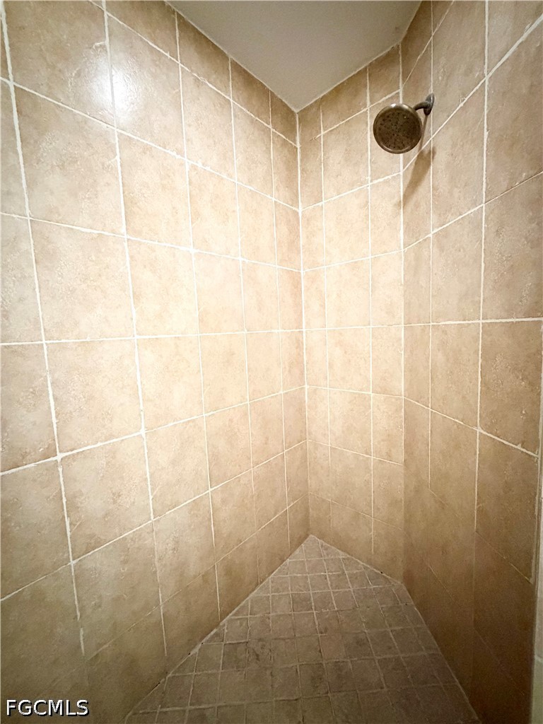 3616 3rd, Lehigh Acres, FL 33971