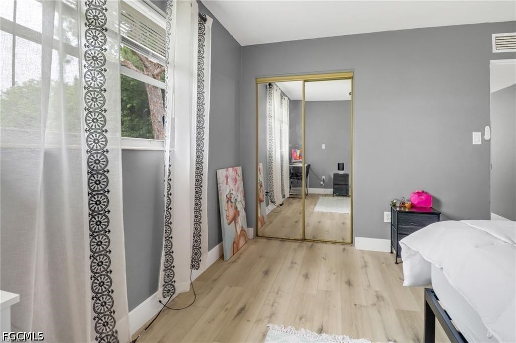 870 109th, Naples, FL 34108
