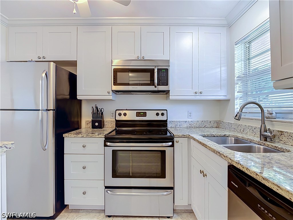 100 Forest Lakes Unit 109, Naples, FL 34105
