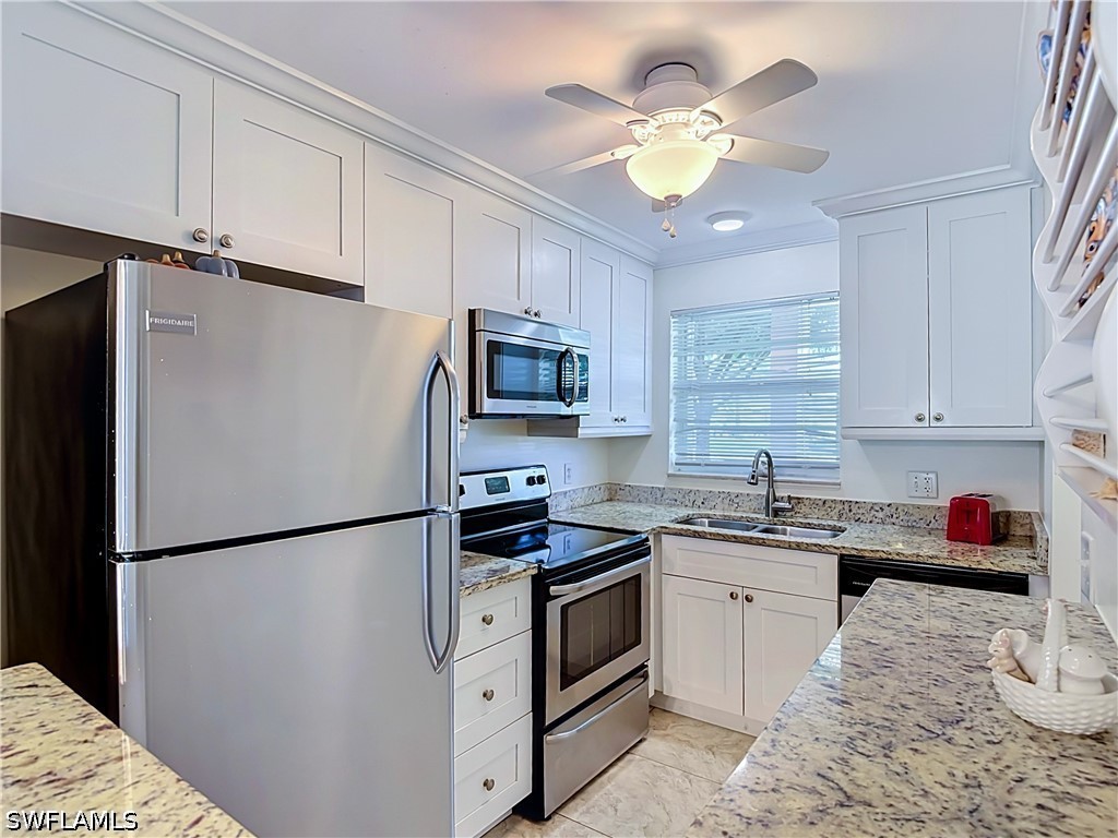 100 Forest Lakes Unit 109, Naples, FL 34105
