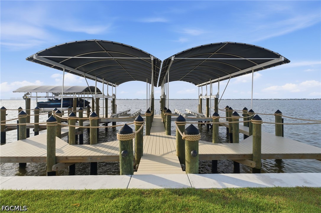 Dock