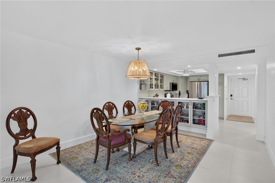 DiningArea