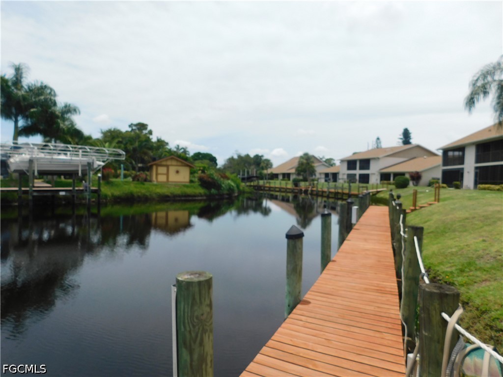 Dock