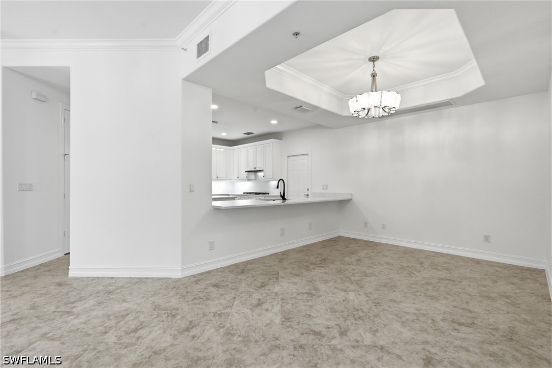 2886 Castillo Unit 101, Naples, FL 34109