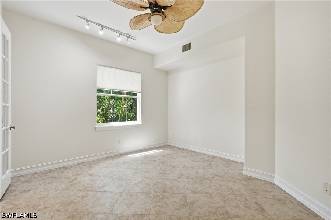 2886 Castillo Unit 101, Naples, FL 34109