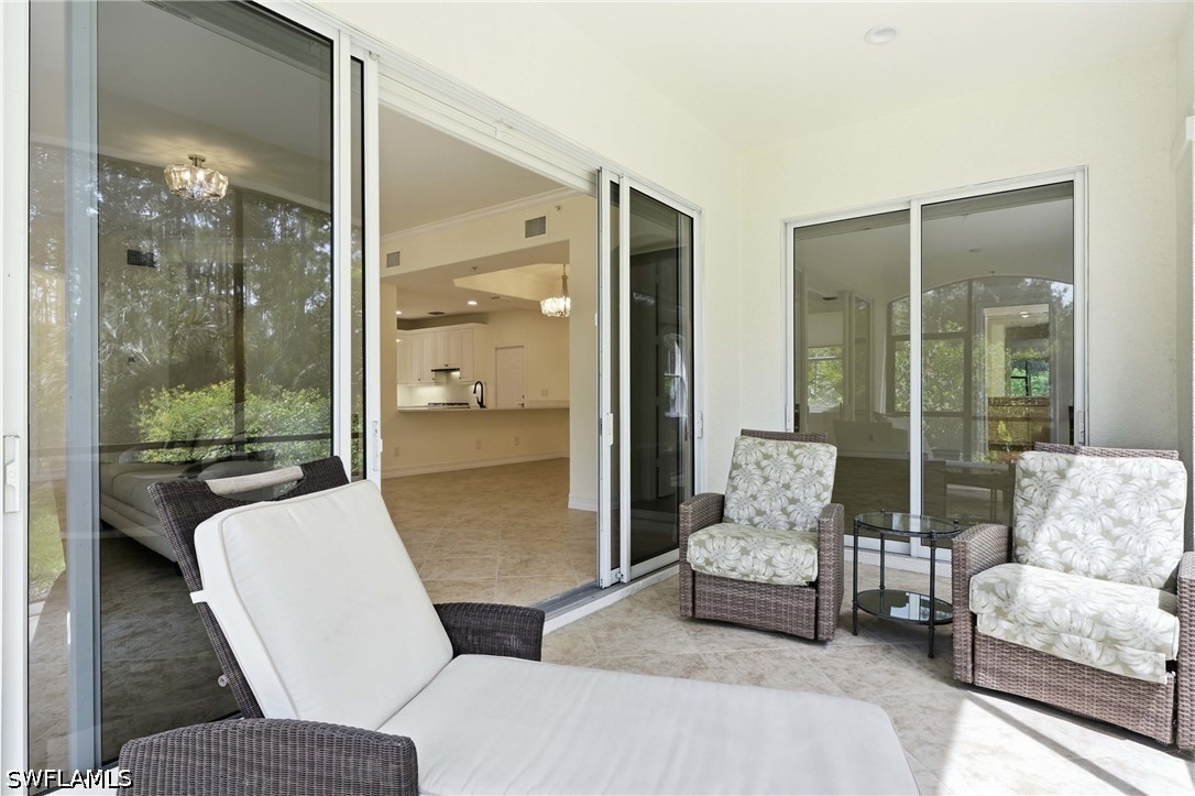 2886 Castillo Unit 101, Naples, FL 34109