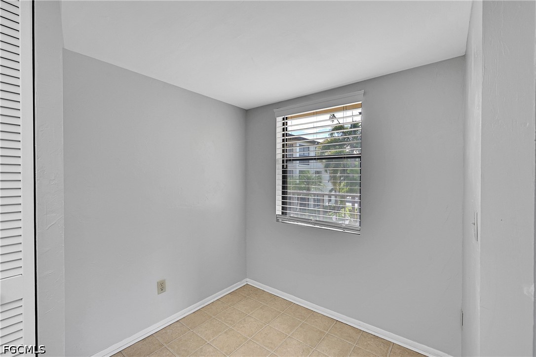 8474 Charter Club Unit 13, Fort Myers, FL 33919