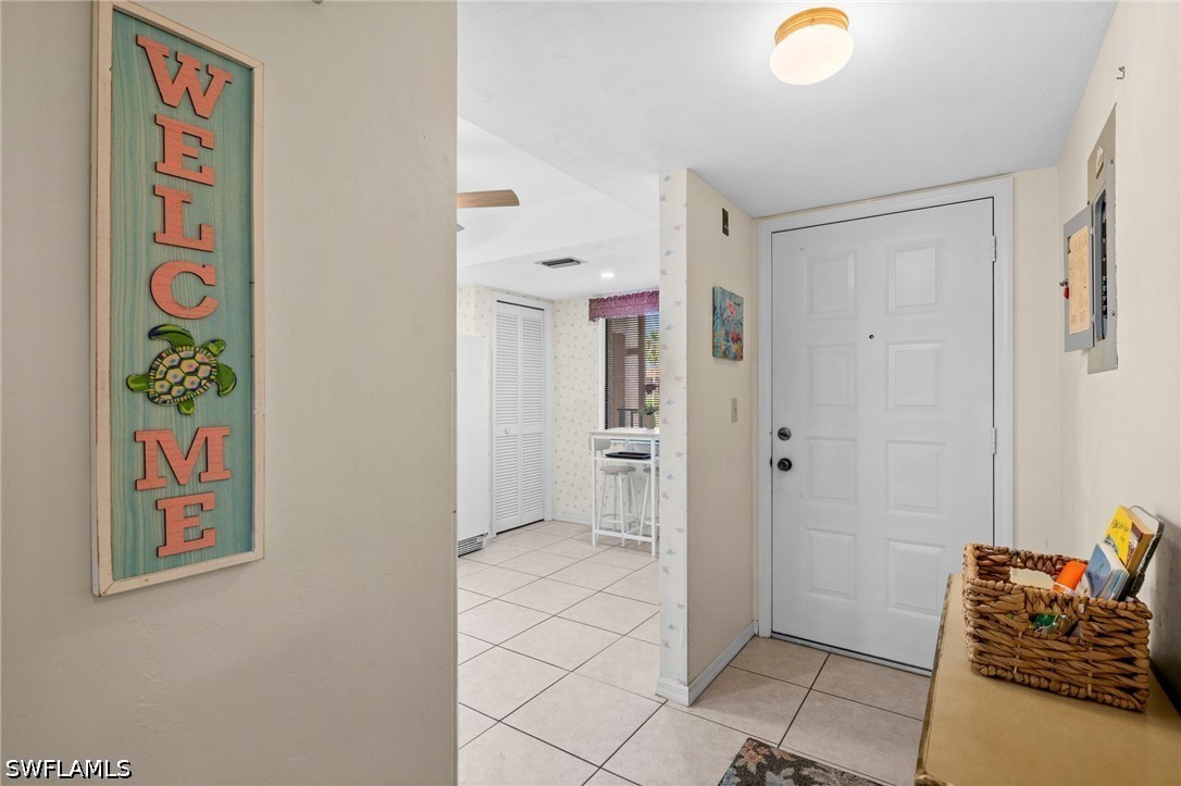 7380 Saint Ives Unit 1202, Naples, FL 34104