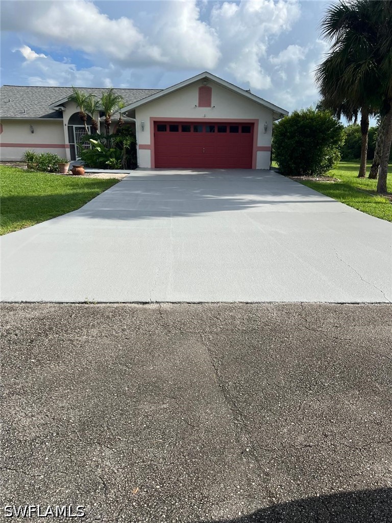 2875 18th, Naples, FL 34117