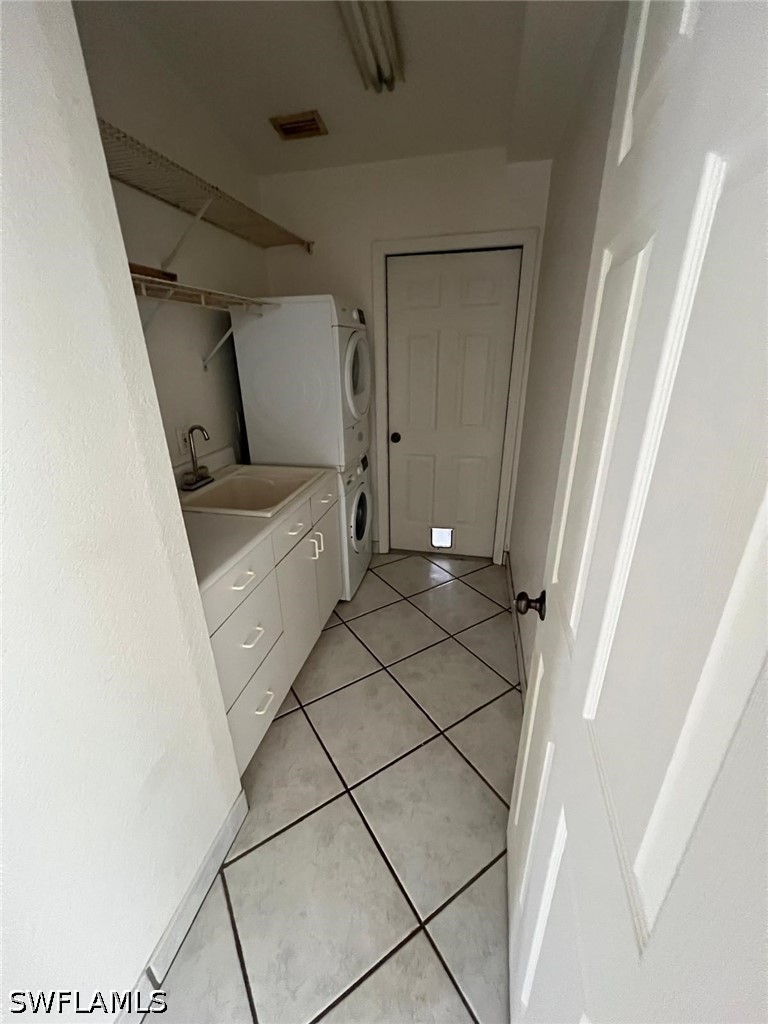 2875 18th, Naples, FL 34117