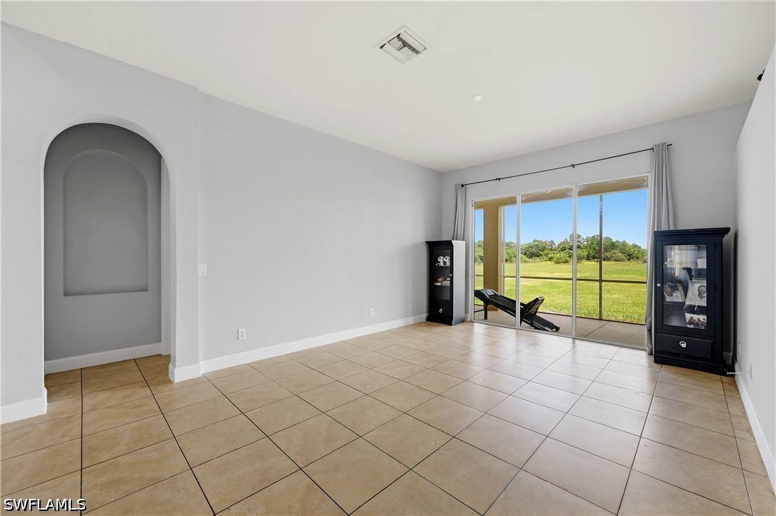 2930 35th, Naples, FL 34120