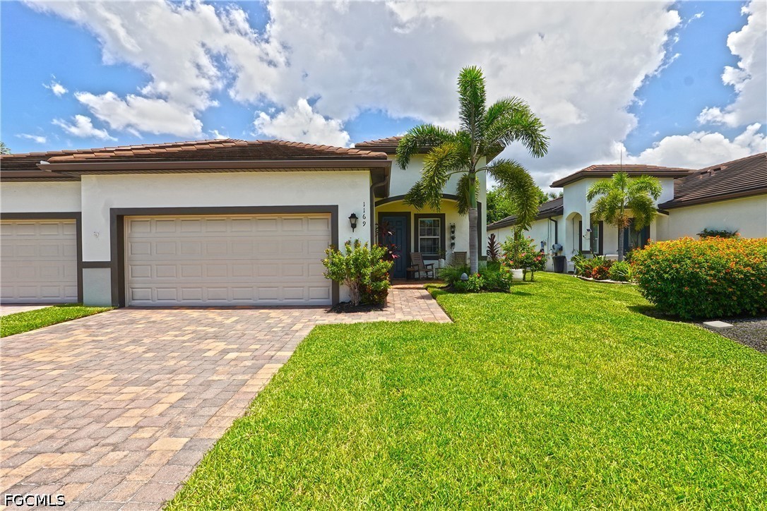 1169 Town And River, Fort Myers, FL 33919