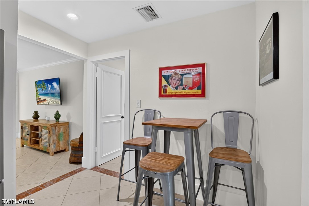 DiningArea
