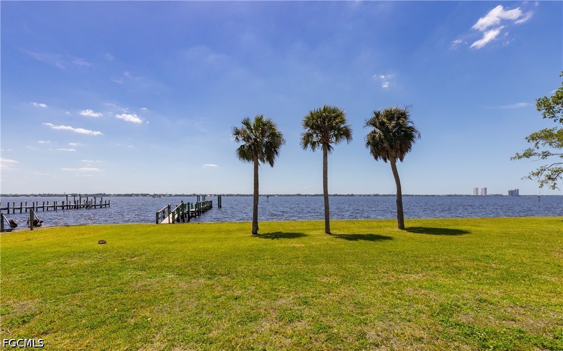 1808 Stevenson, North Fort Myers, FL 33917