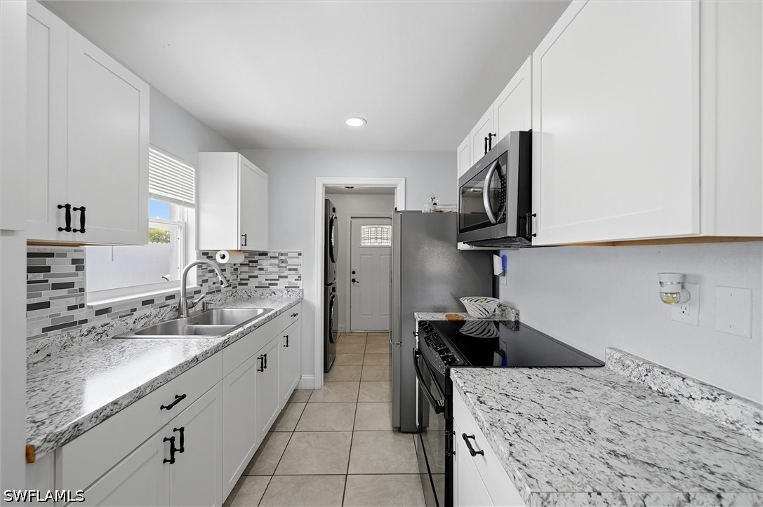 1776 Glenway, Fort Myers, FL 33916