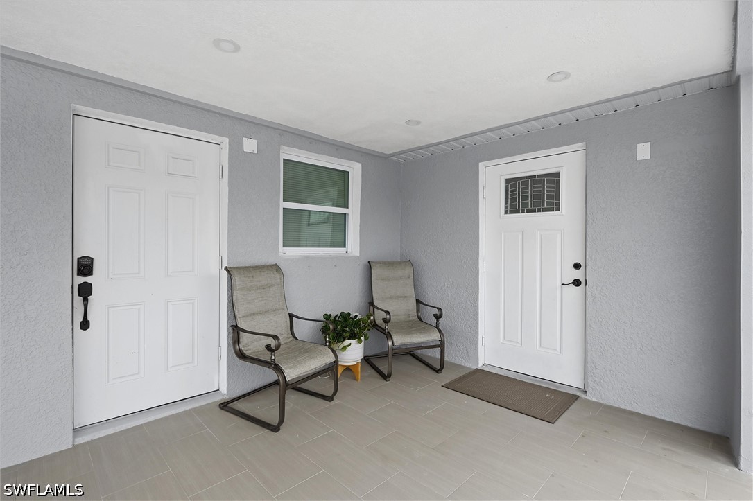 1776 Glenway, Fort Myers, FL 33916
