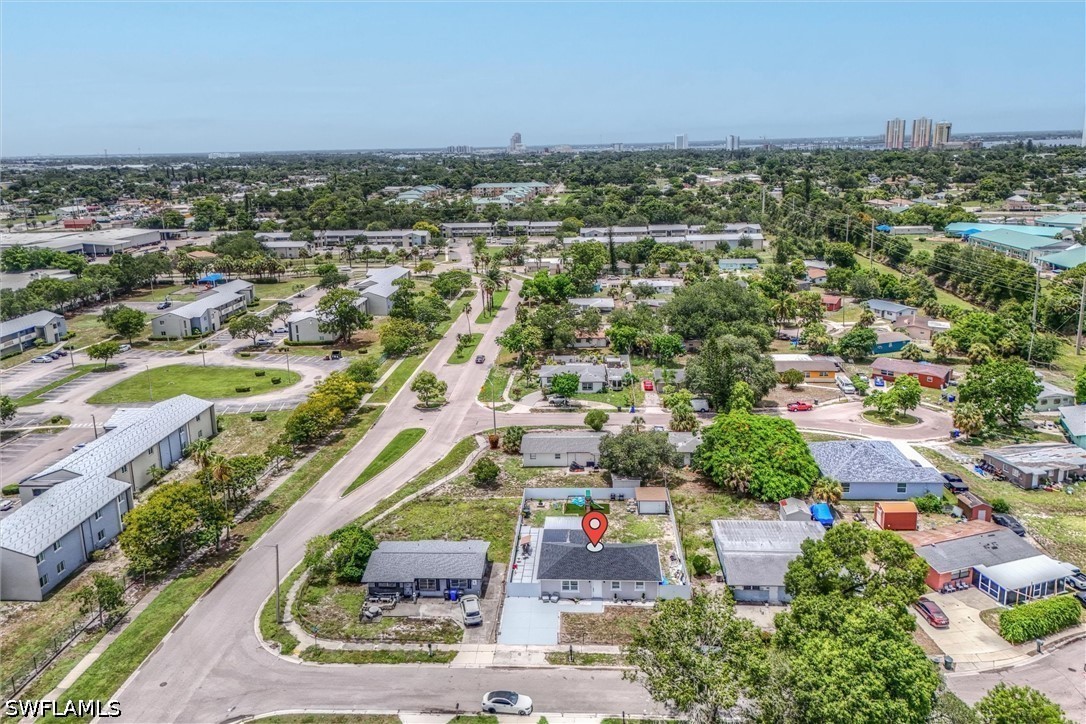 1776 Glenway, Fort Myers, FL 33916