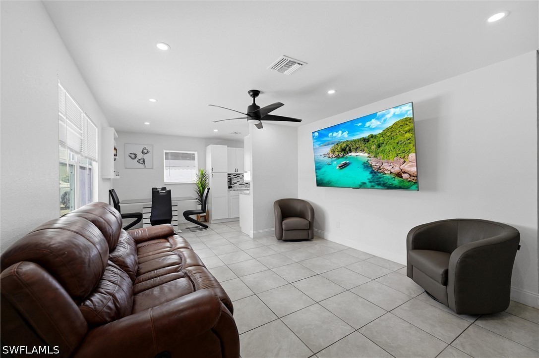 DiningArea