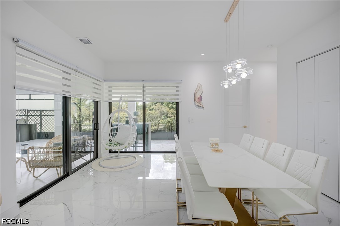 DiningArea