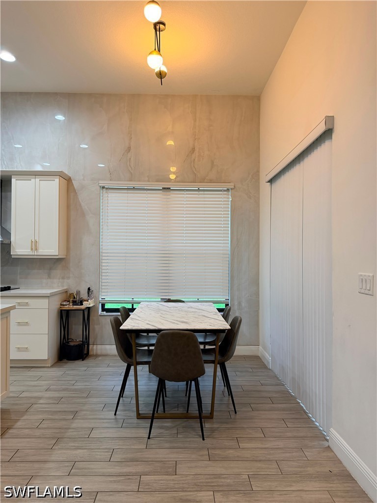 DiningArea