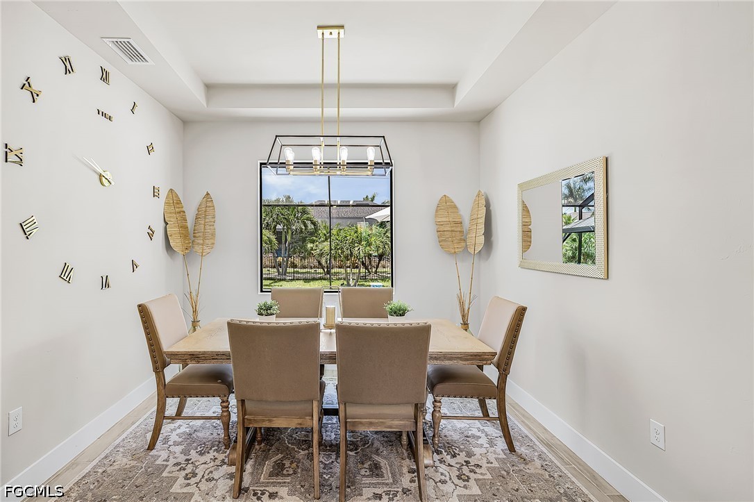 DiningArea