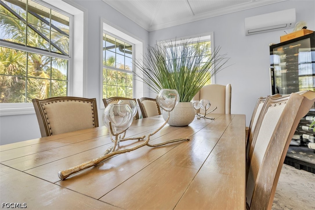 DiningArea