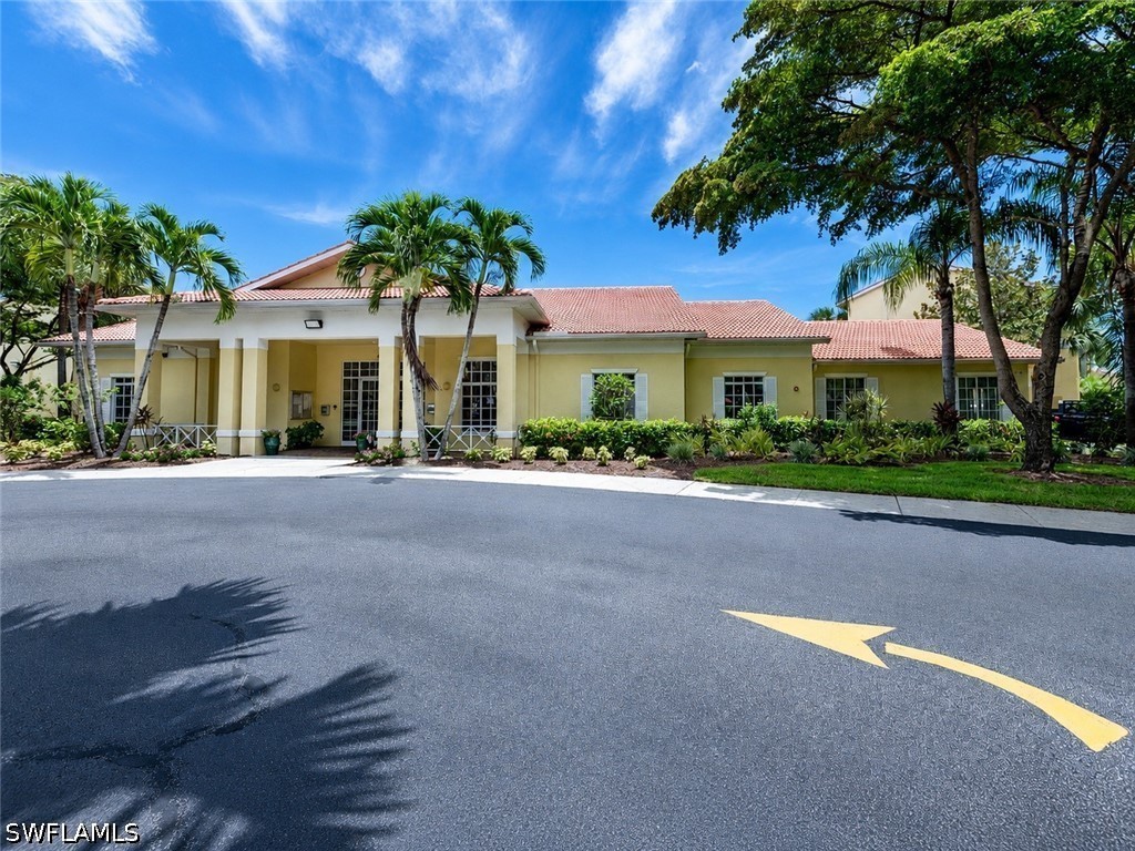 8294 Key Royal Unit 1631, Naples, FL 34119
