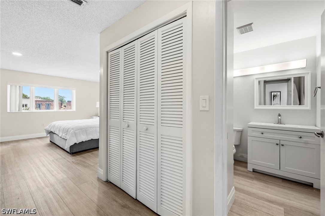 428 Meadowlark Unit 428-b, Naples, FL 34105