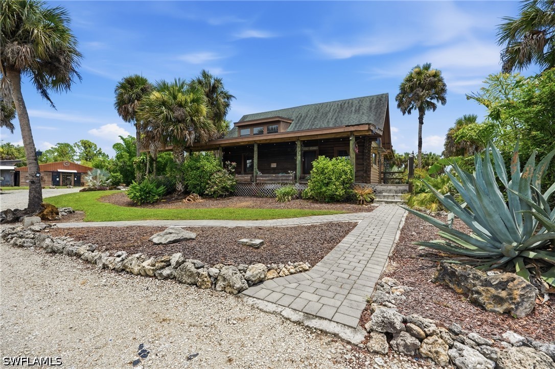 3935 24th, Naples, FL 34117