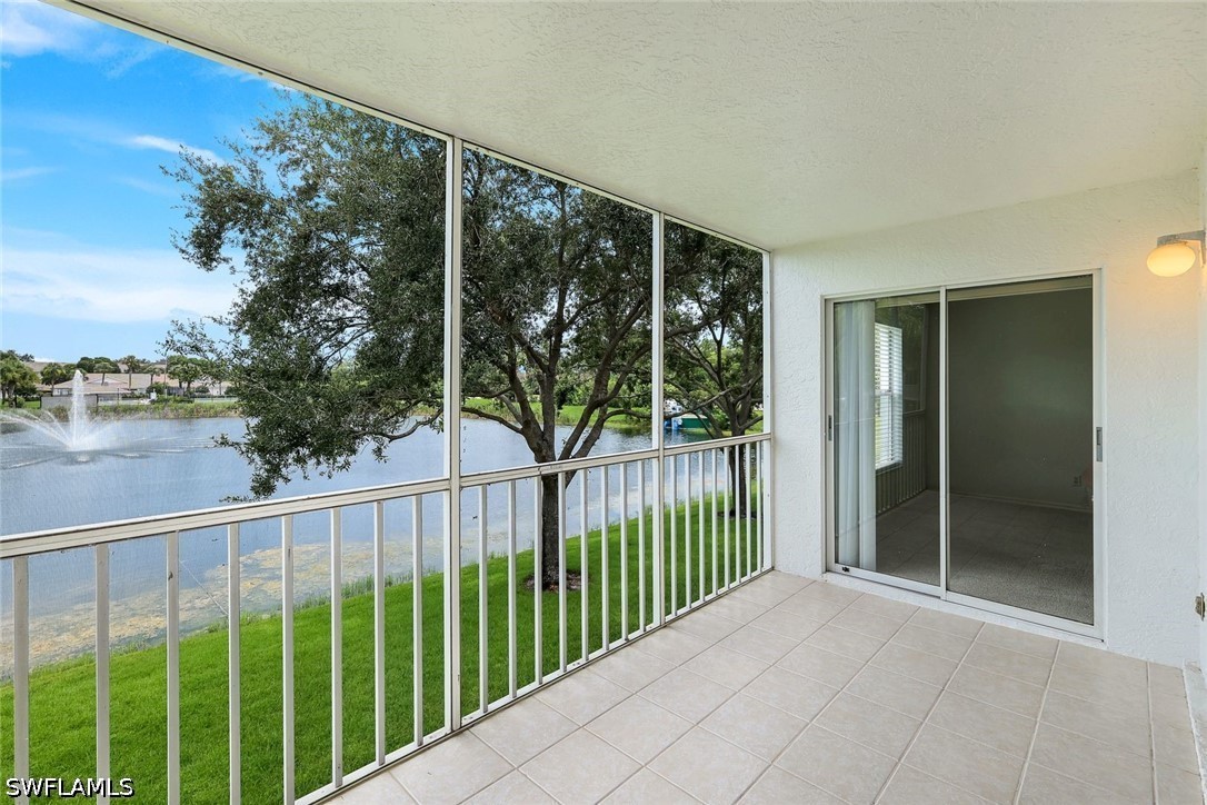 9580 Victoria Unit 205, Naples, FL 34109