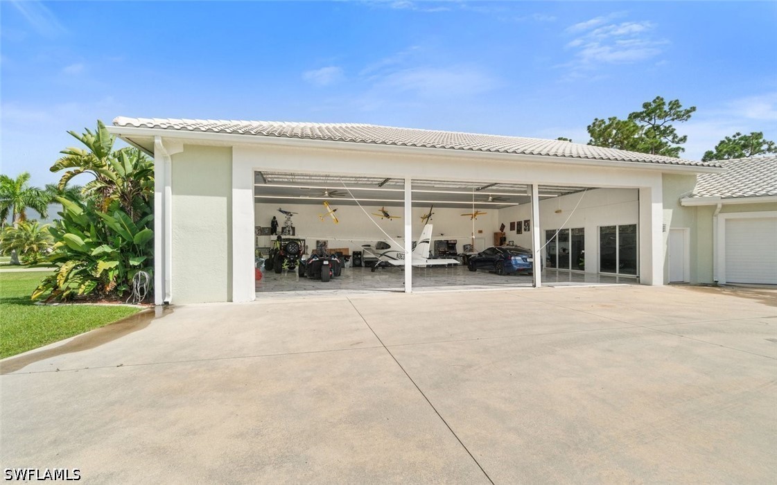 18683 Baseleg, North Fort Myers, FL 33917