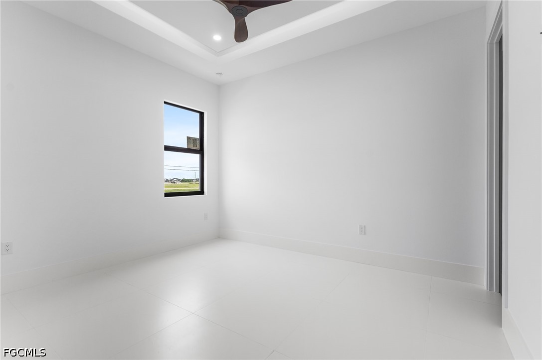 806 33rd, Cape Coral, FL 33993