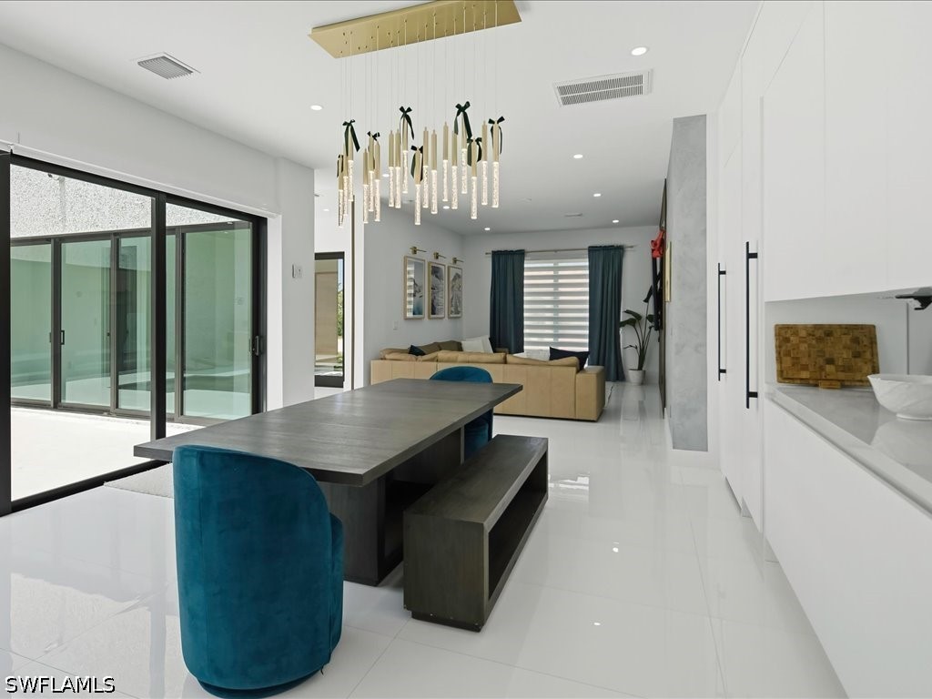 DiningArea